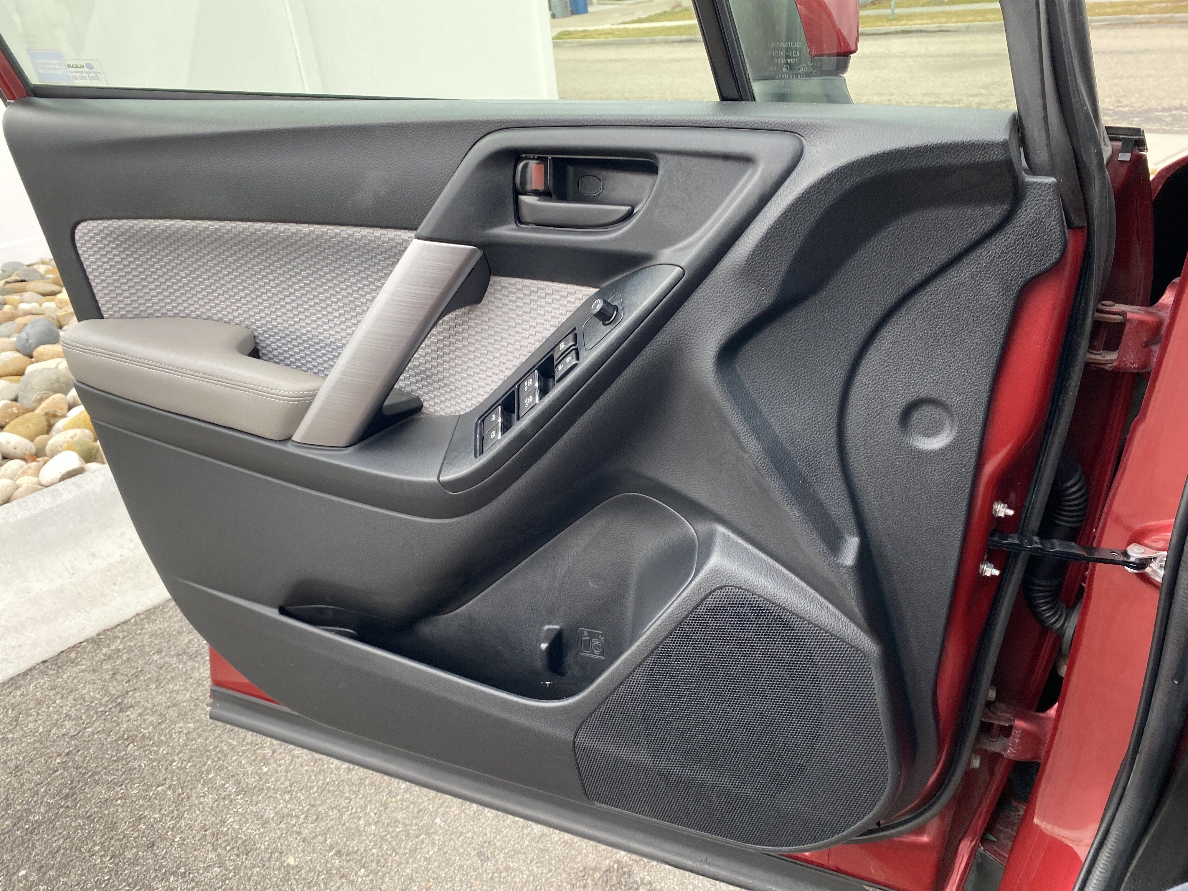 Used 2018 Subaru Forester 2.5i Premium w/ Popular Package #2A image 17