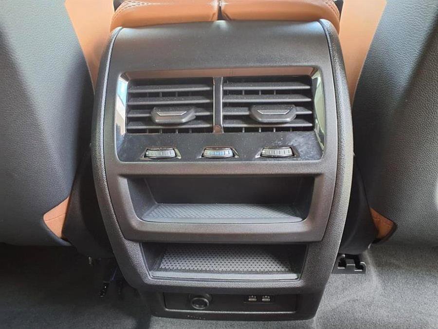 Used 2025 BMW X5 xDrive40i image 13