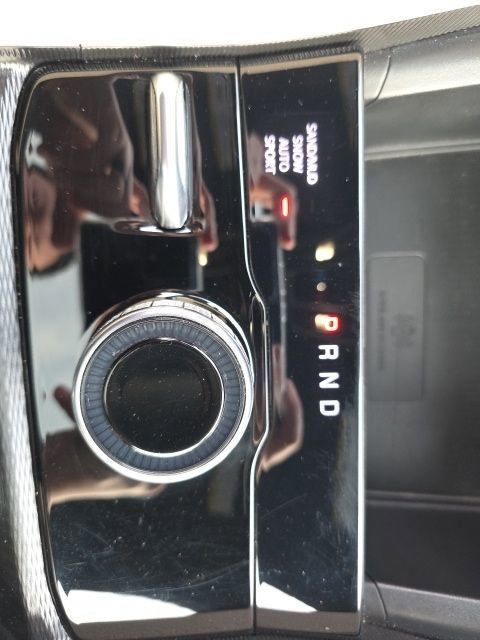 Used 2025 Jeep Grand Cherokee L Limited w/ Luxury Tech Group II image 11