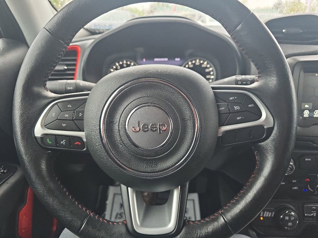 Used 2020 Jeep Renegade Trailhawk w/ Cold Weather Group AWD/4WD image 24