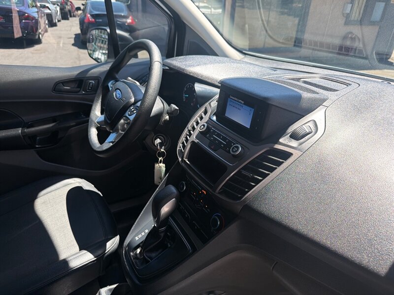 Used 2023 Ford Transit Connect XL FWD image 28