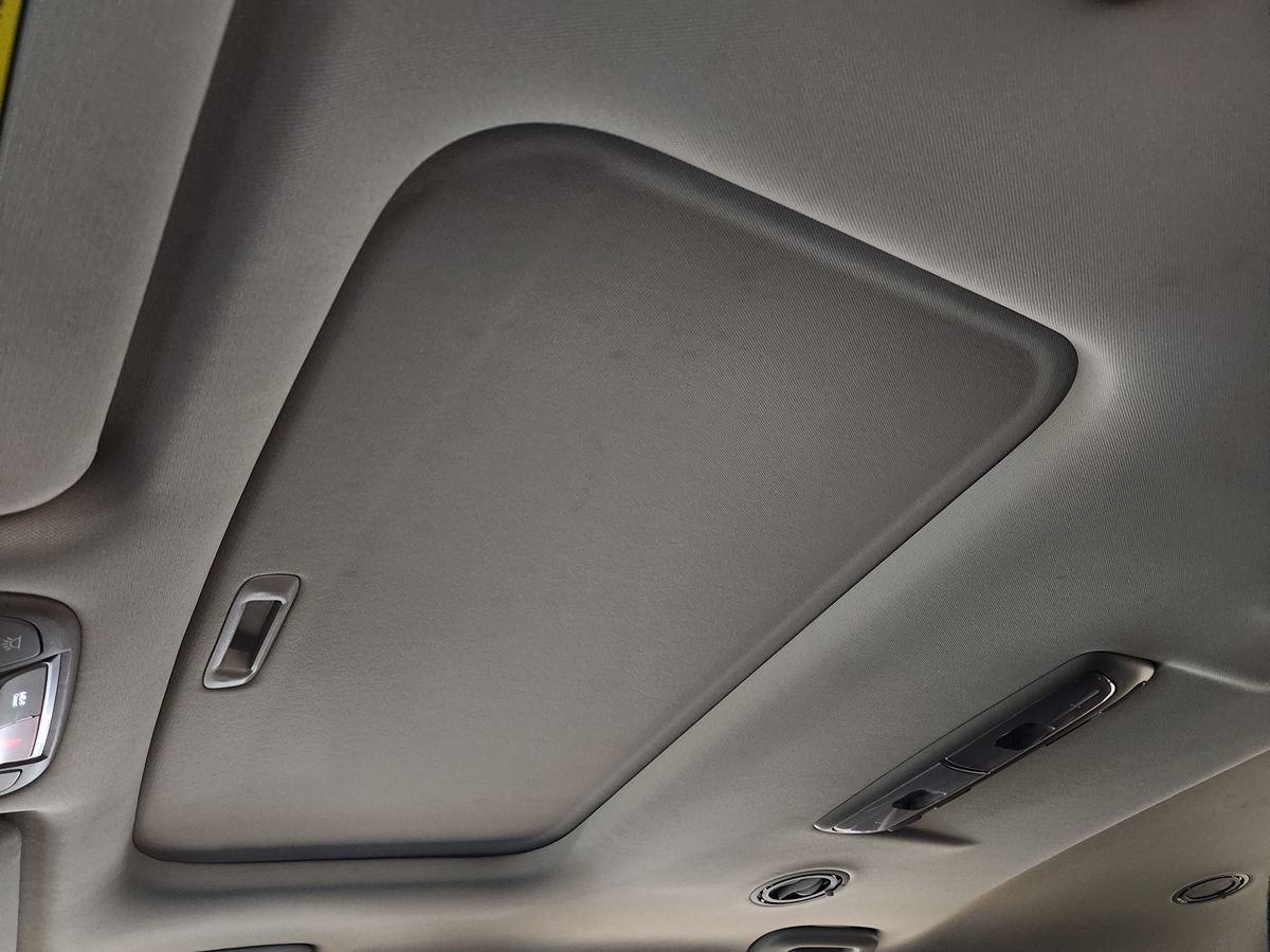 Used 2024 Kia Telluride EX w/ EX Captain's Chair Package FWD image 45