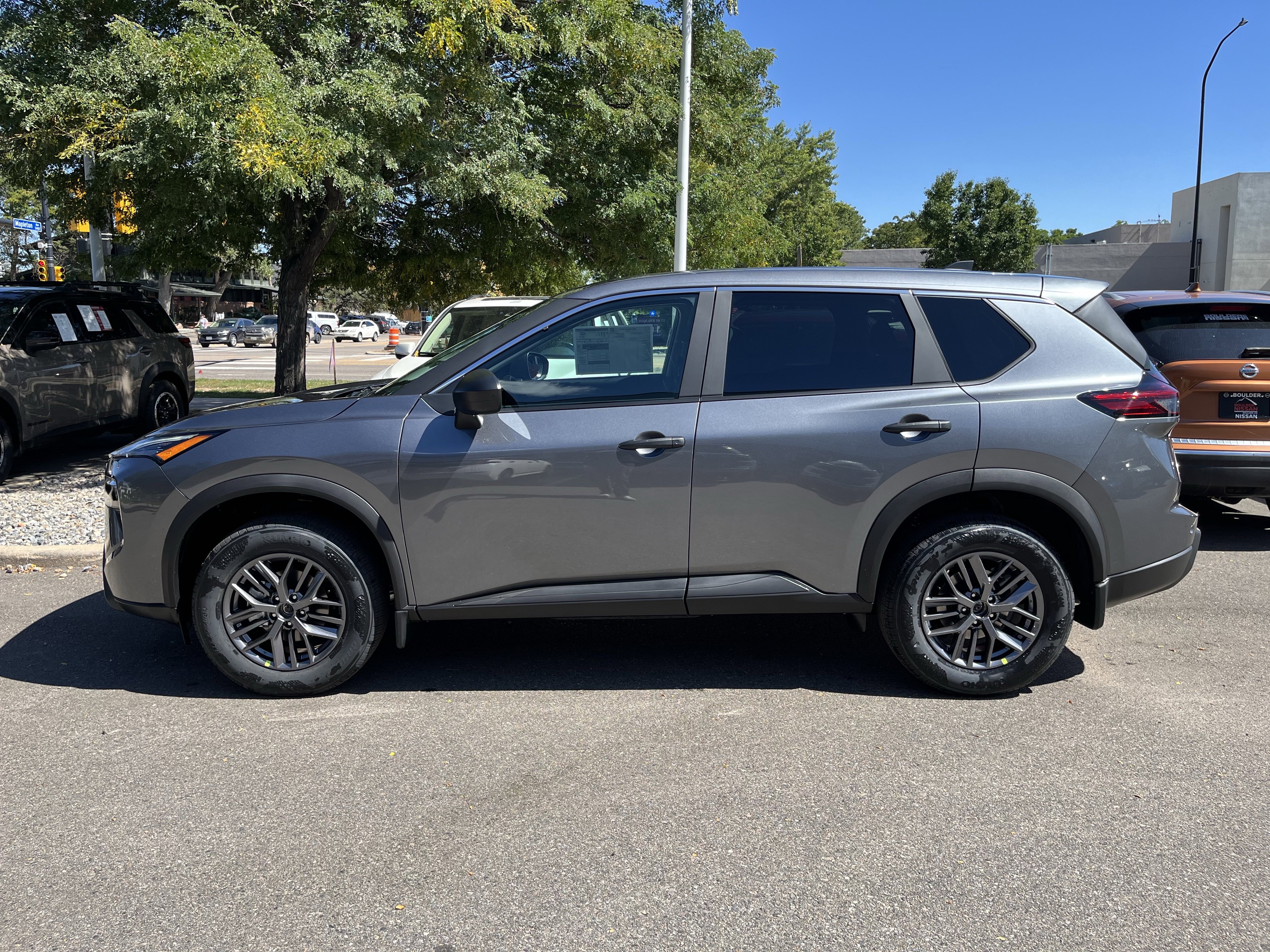 New 2026 Nissan Rogue S image 4