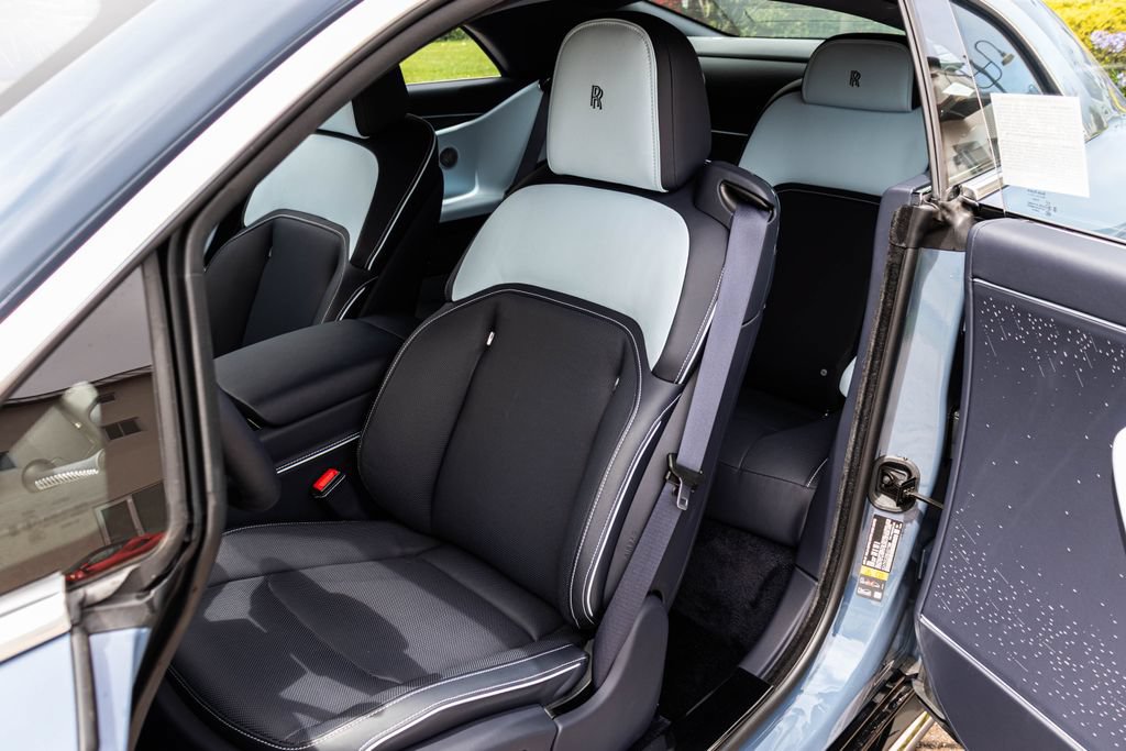Used 2025 Rolls-Royce Spectre w/ Leather Finishing Pack AWD/4WD image 44