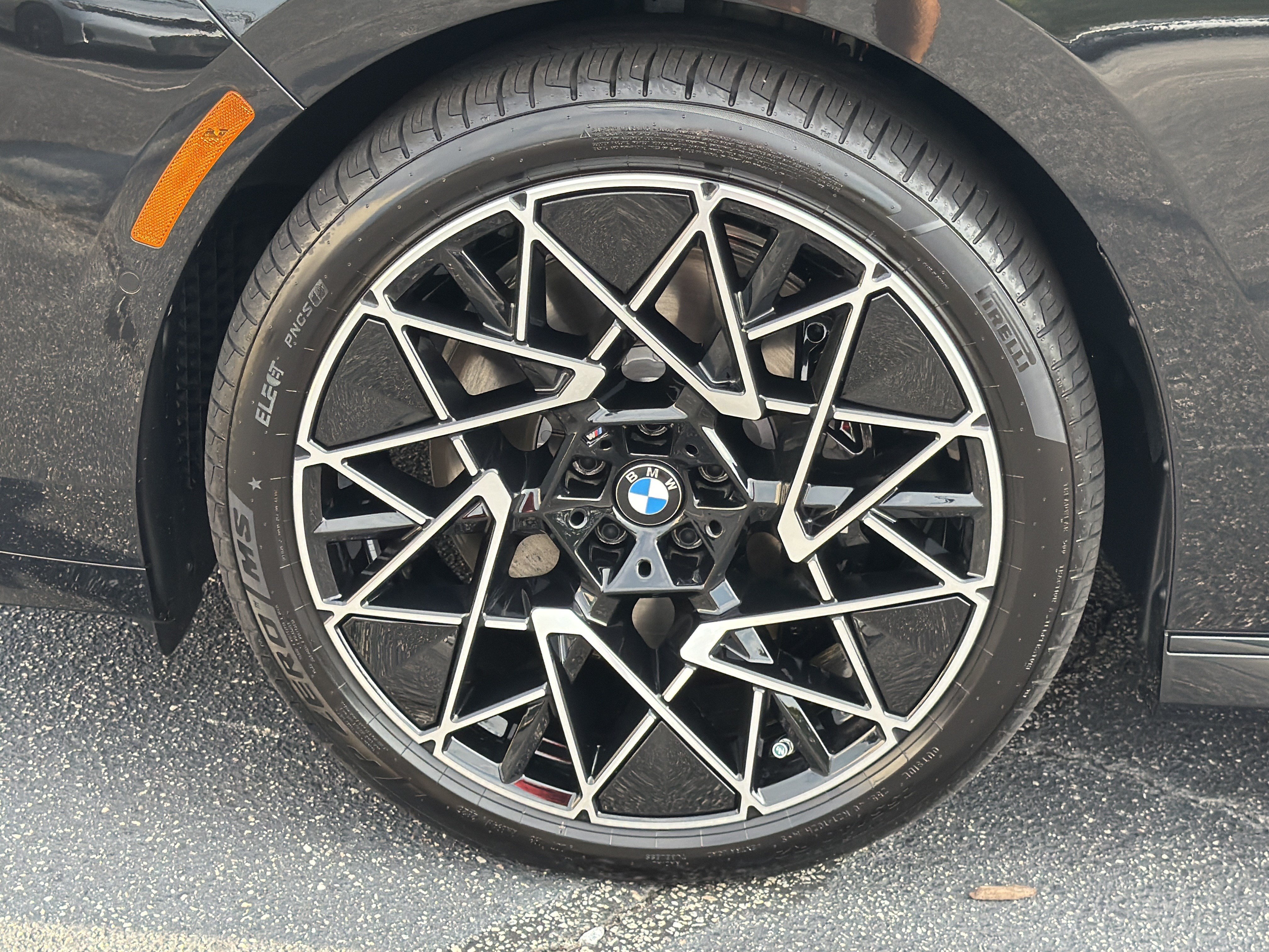 New 2027 BMW 740i xDrive w/ Executive Package AWD/4WD image 24