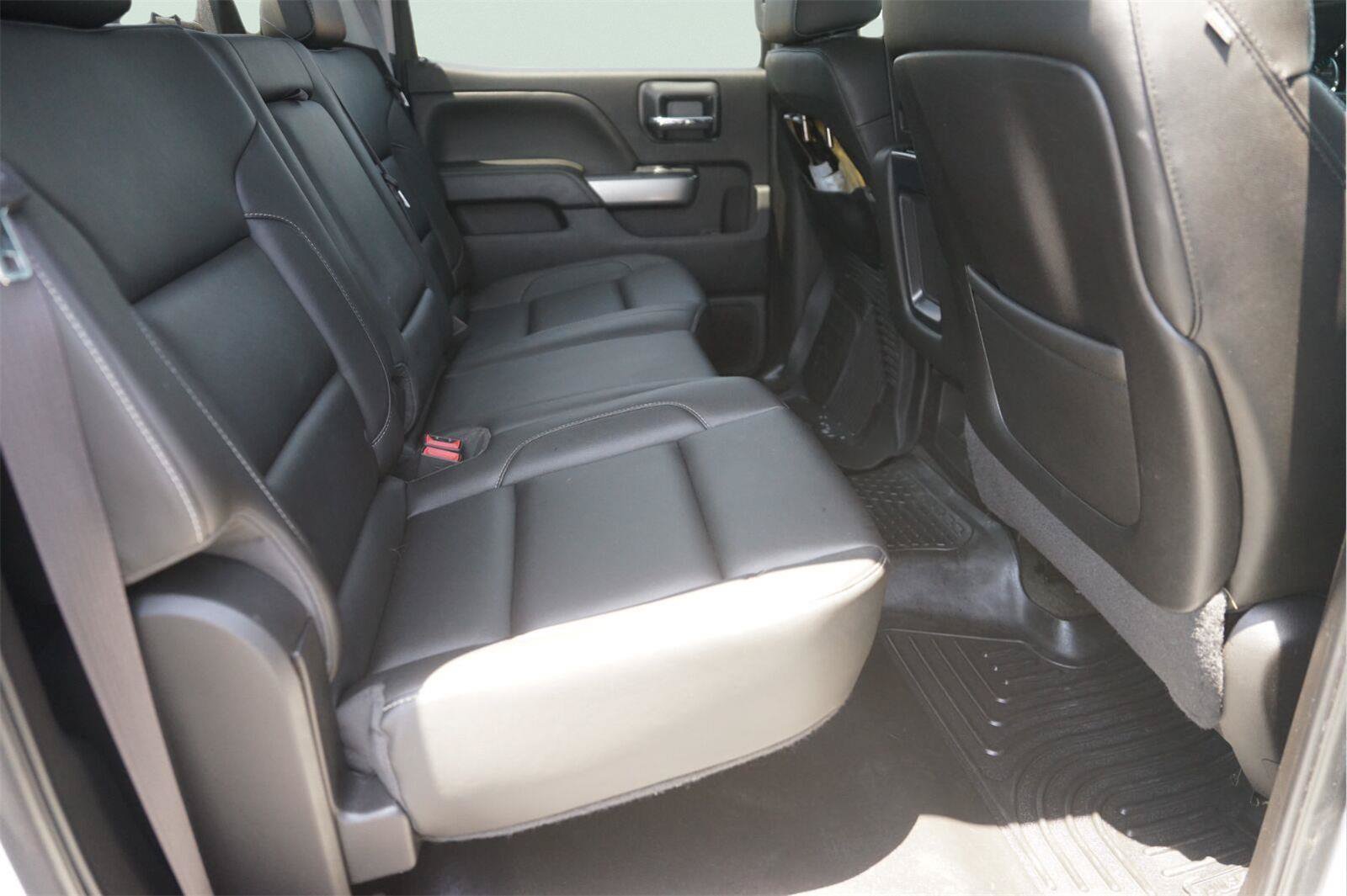 Used 2015 Chevrolet Silverado 2500 LT w/ LT Convenience Package AWD/4WD image 15