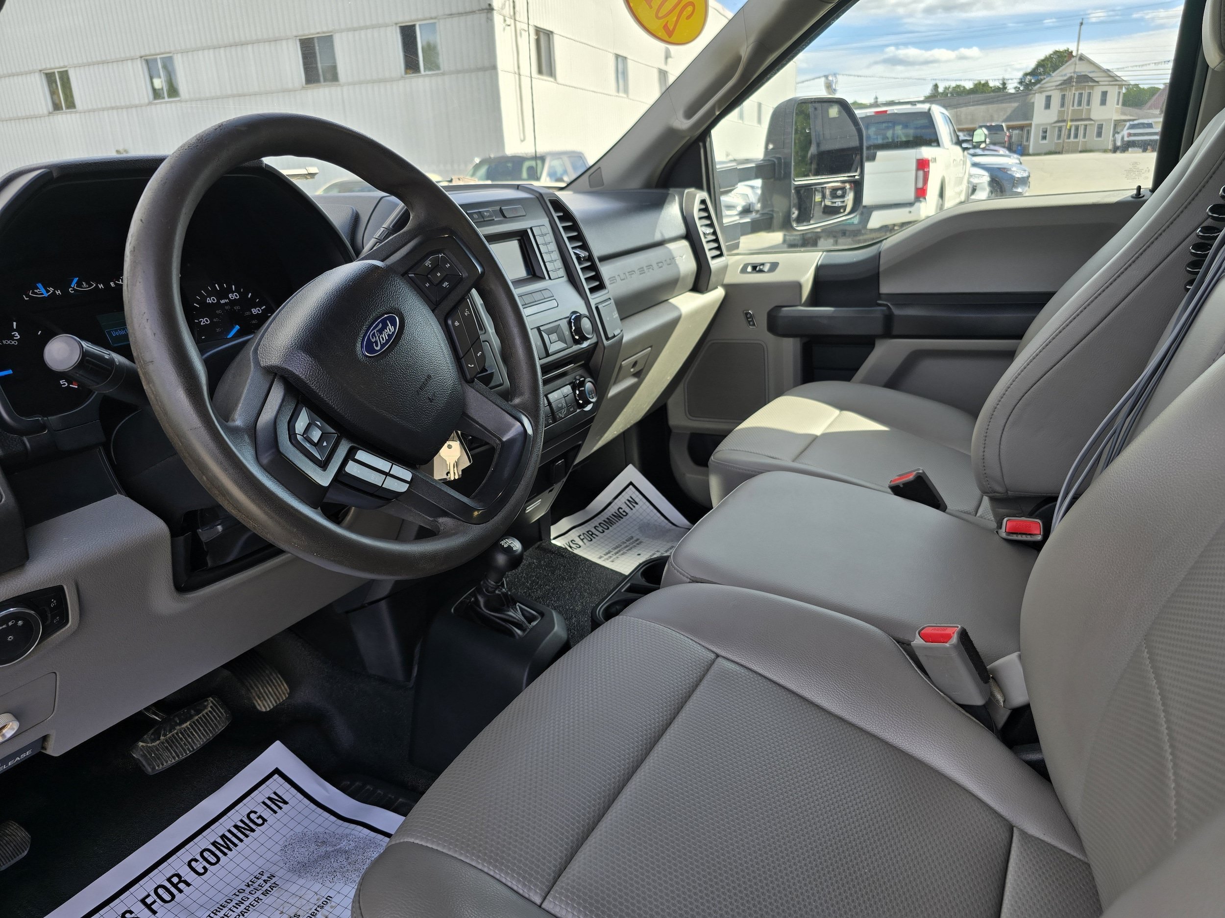 Used 2017 Ford F550 4x4 Regular Cab Super Duty image 6