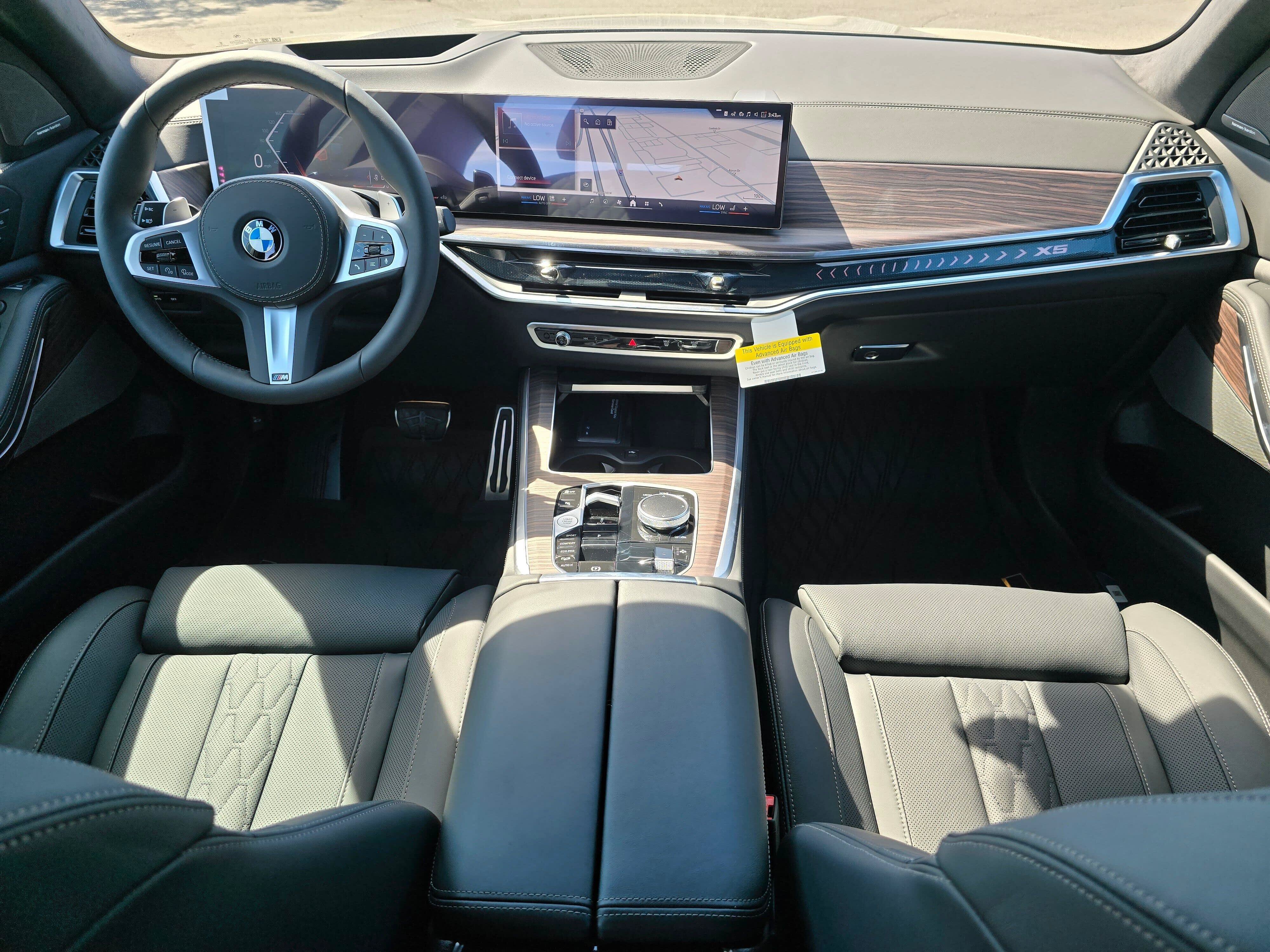 New 2026 BMW X5 xDrive40i w/ M Sport Package AWD/4WD image 9