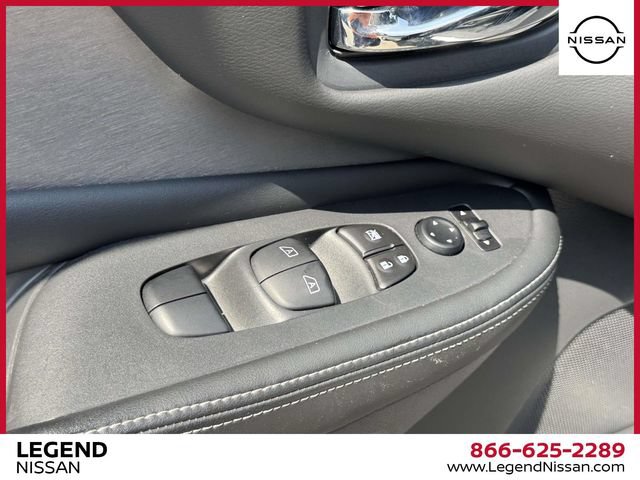 Used 2024 Nissan Murano SV w/ Cargo Package AWD/4WD image 14