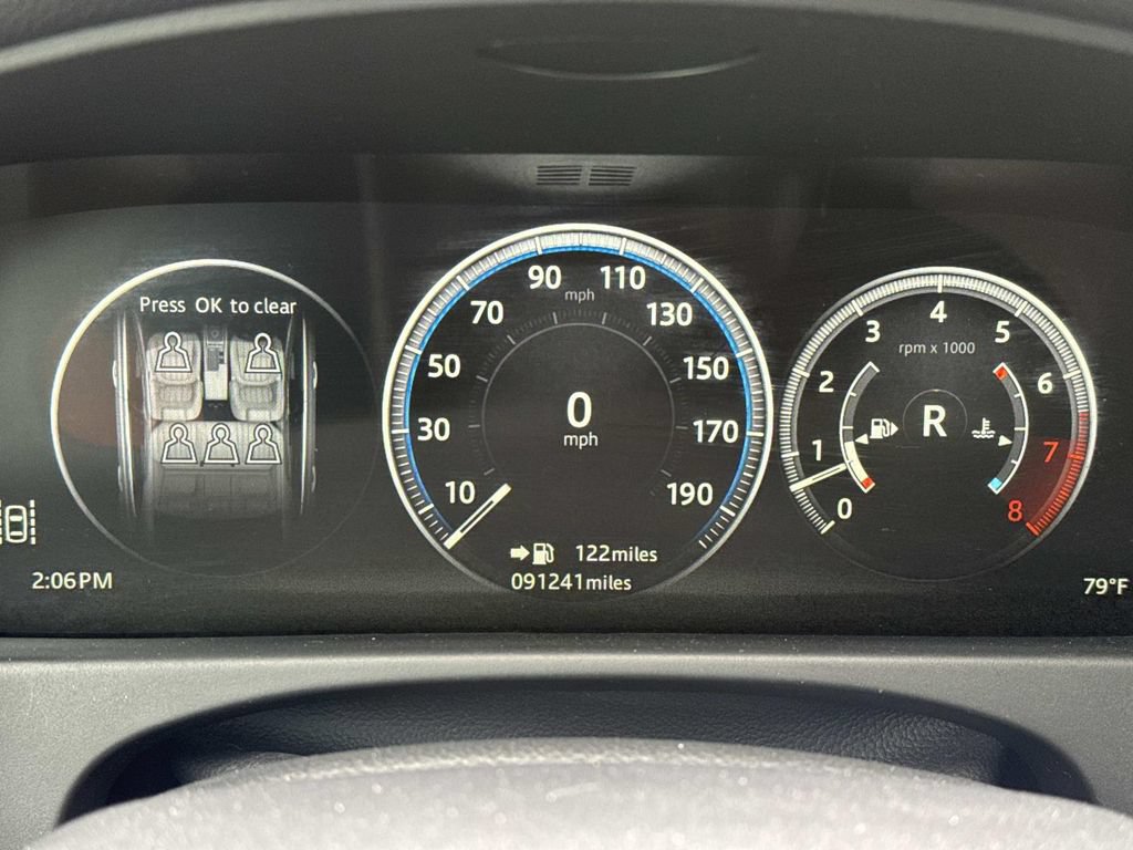 Used 2017 Jaguar XF S RWD image 29