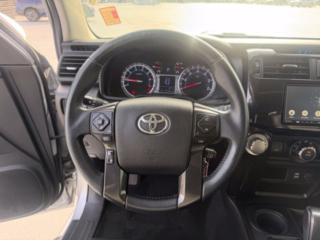 Used 2016 Toyota 4Runner Trail Premium AWD/4WD image 13