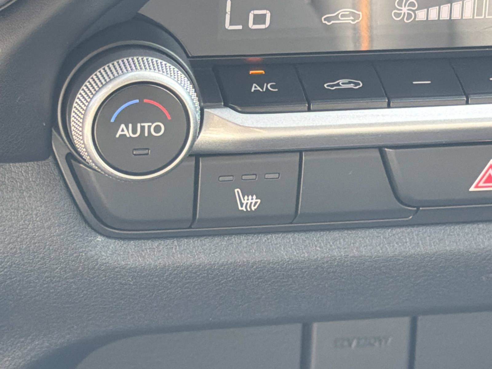 New 2025 MAZDA CX-50 AWD 2.5 Hybrid w/ Weather Package image 15