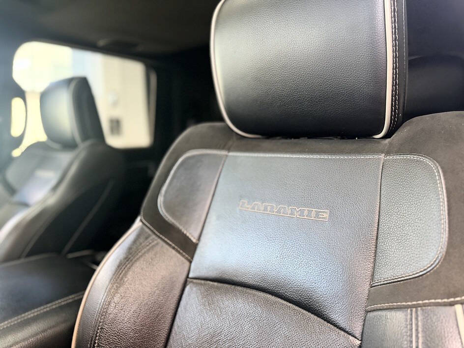 Used 2022 RAM 3500 Laramie AWD/4WD image 7