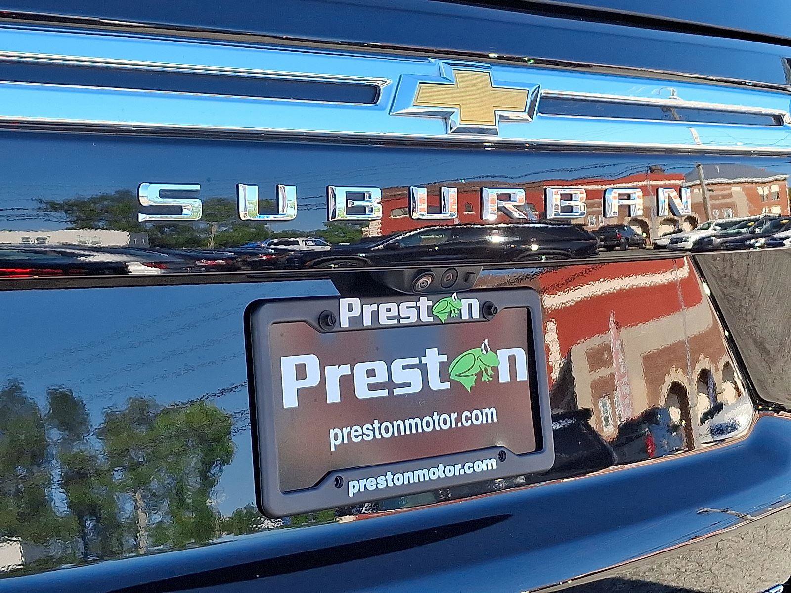 Used 2024 Chevrolet Suburban Premier w/ Advanced Technology Package image 37