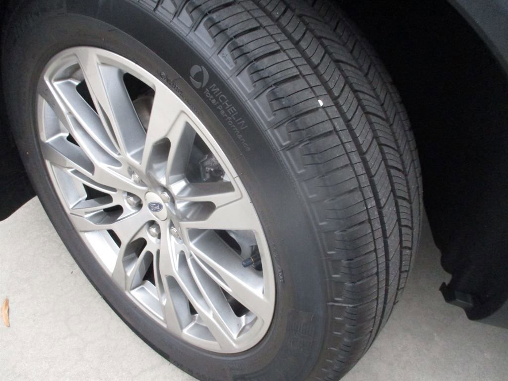 New 2026 Ford Explorer Platinum image 20