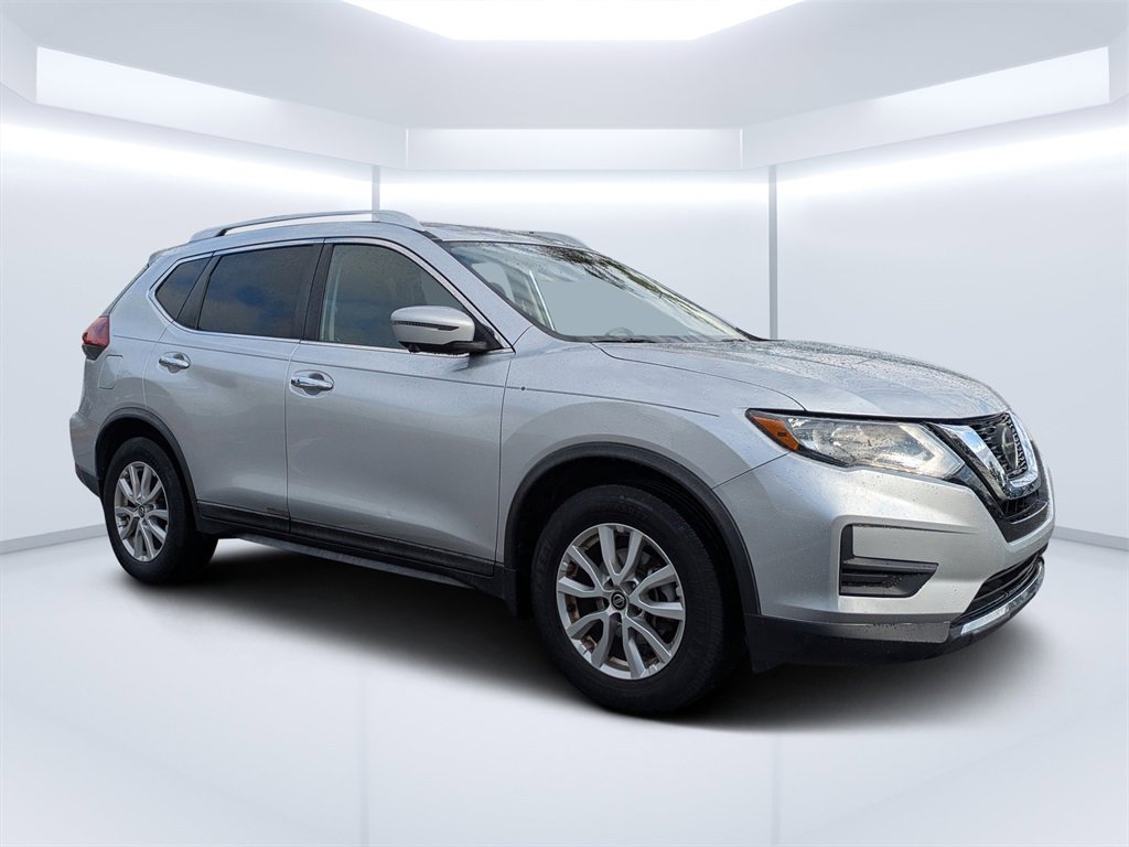 Used 2018 Nissan Rogue SV w/ Premium Package image 1