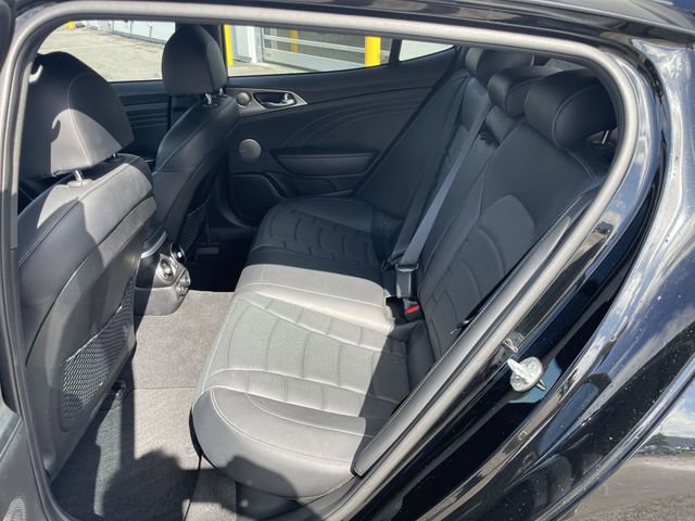 Used 2023 Kia Stinger GT2 image 13