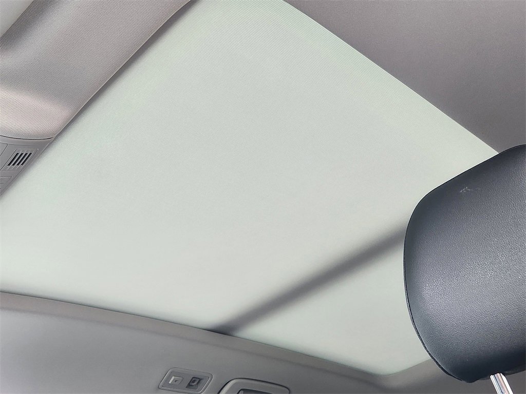 New 2024 Volkswagen Taos SE image 23