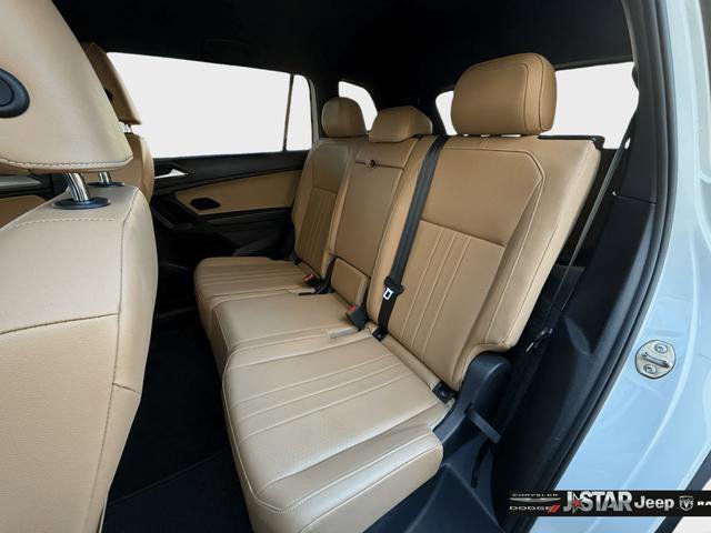 Used 2023 Volkswagen Tiguan SE image 22