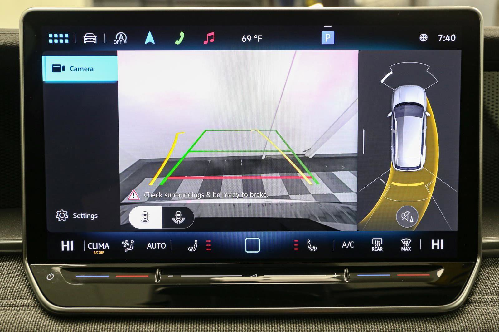 Used 2025 Volkswagen Tiguan S image 30