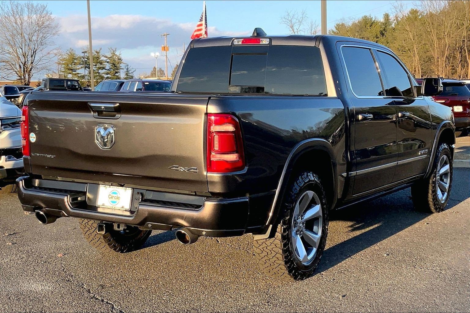 Used 2022 RAM 1500 Limited w/ Body Color Bumper Group image 11