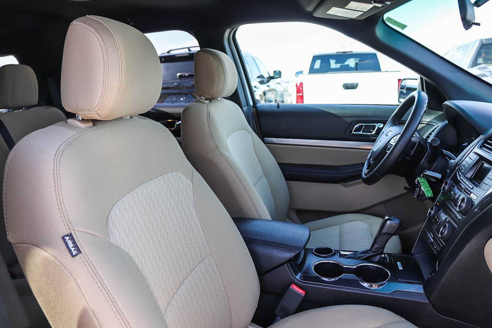 Used 2017 Ford Explorer FWD image 15