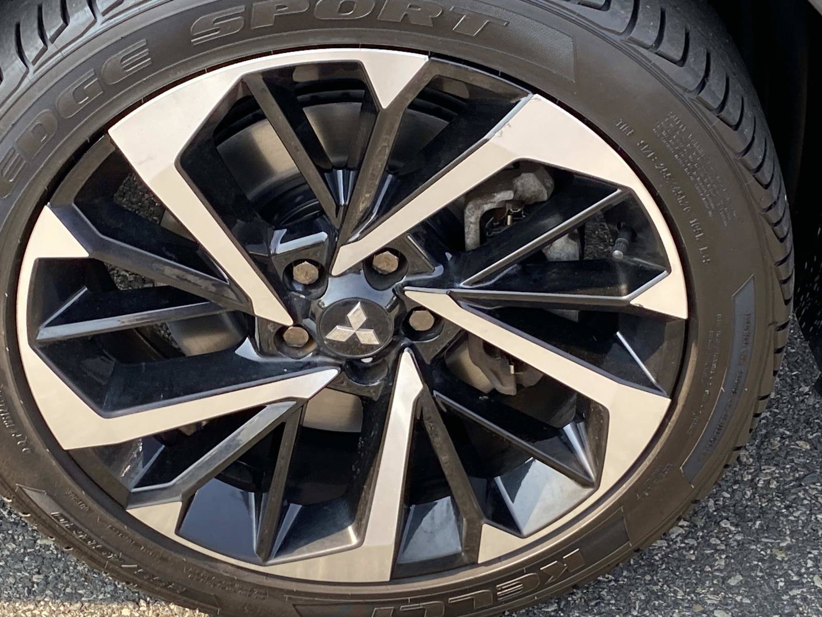 Used 2022 Mitsubishi Outlander SE AWD/4WD image 25