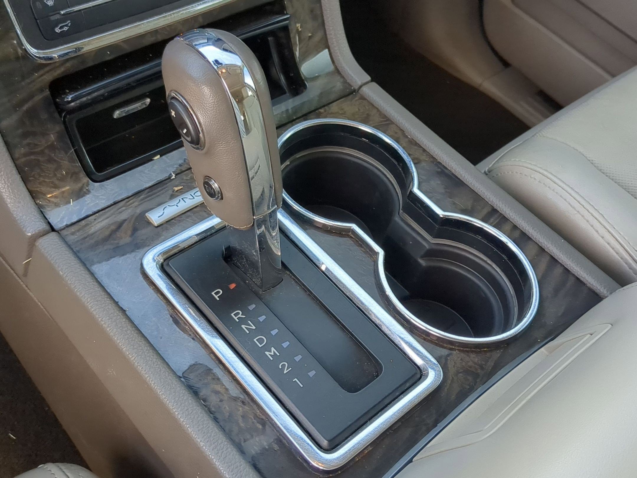 Used 2017 Lincoln Navigator Select image 19