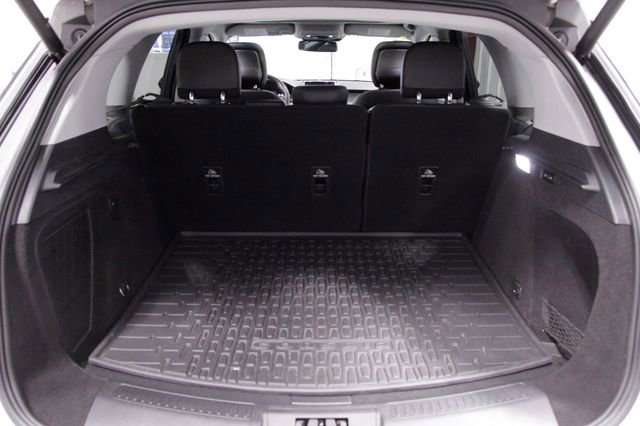 Used 2020 Lincoln Corsair Standard w/ Premium Package image 20