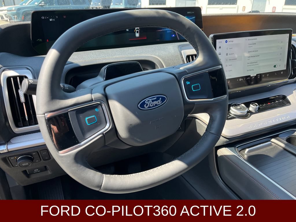 Certified 2025 Ford Expedition Active AWD/4WD image 12