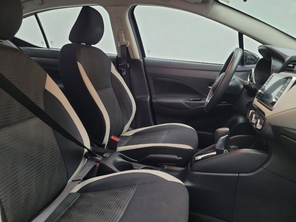 Used 2021 Nissan Versa SV FWD image 21