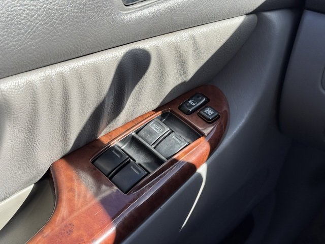 Used 2005 Toyota Sienna XLE image 24