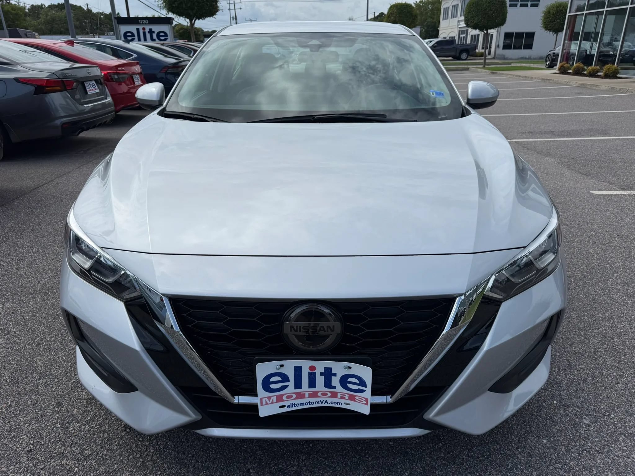 Used 2023 Nissan Sentra SV w/ All-Weather Package FWD image 2
