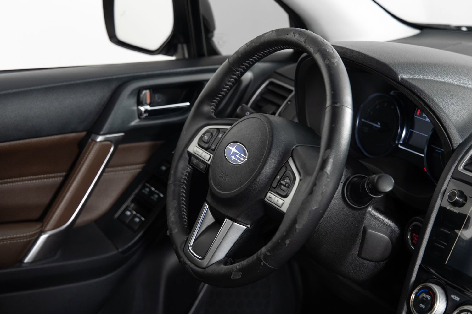 Used 2017 Subaru Forester 2.5i Touring image 26