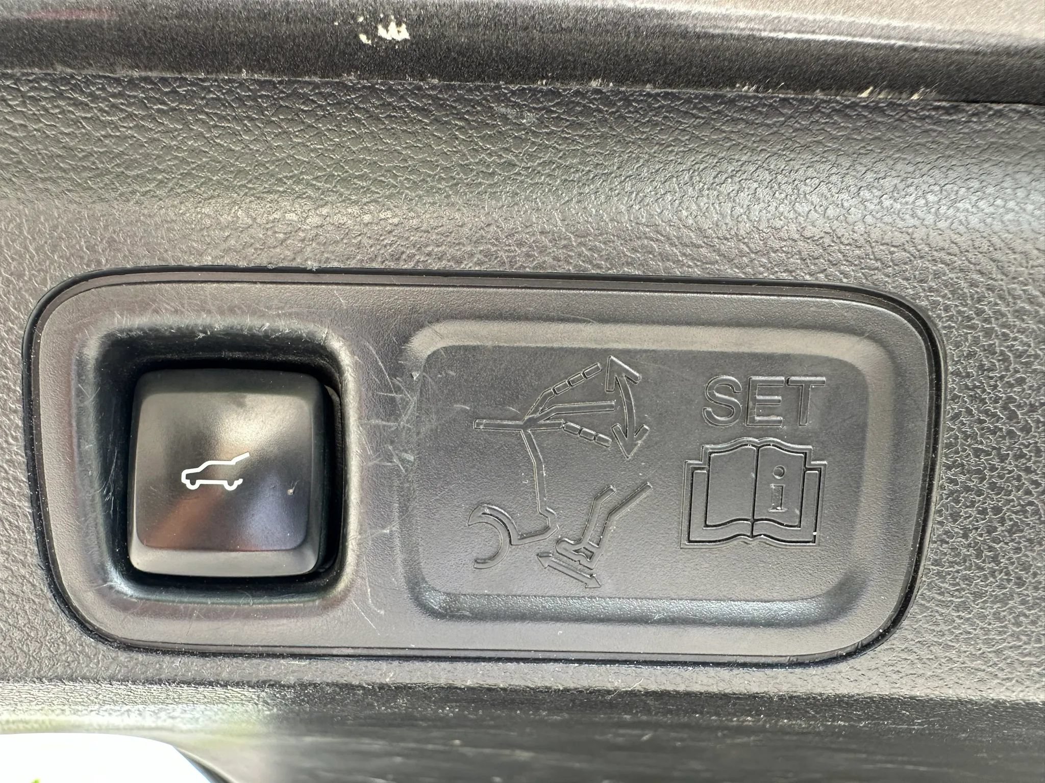 Used 2018 Ford Expedition Max Limited AWD/4WD image 38