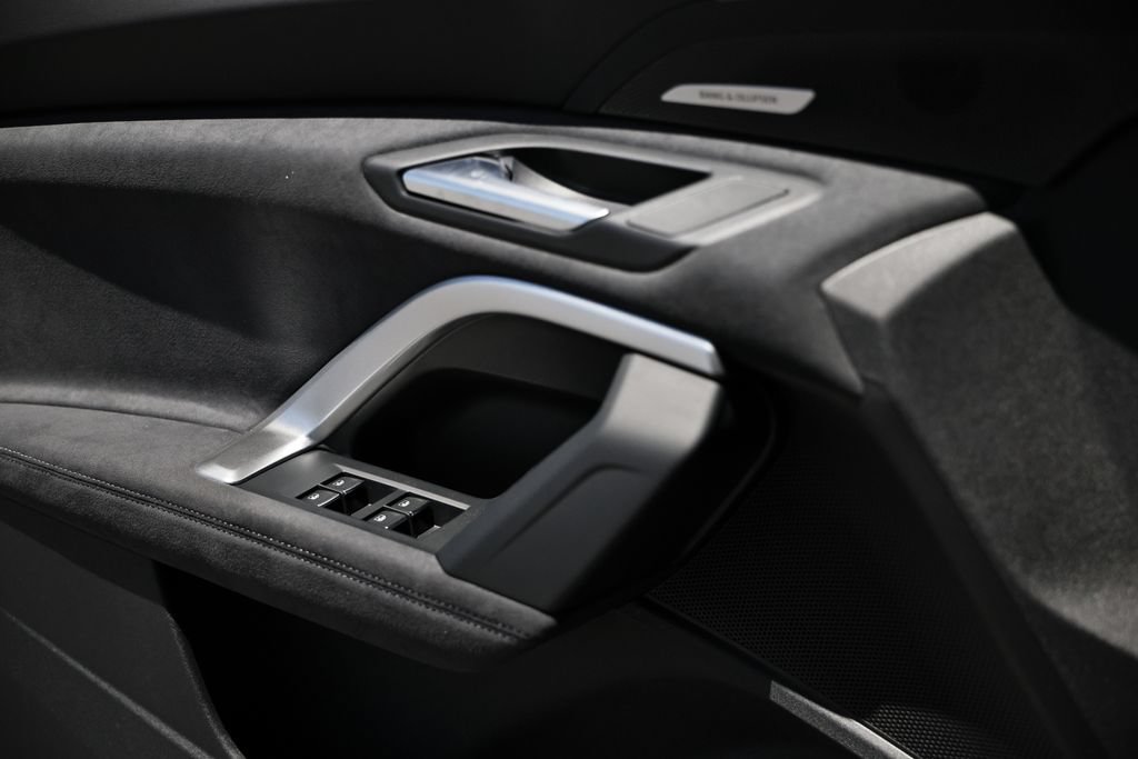 New 2026 Audi SQ5 Premium Plus AWD/4WD image 16