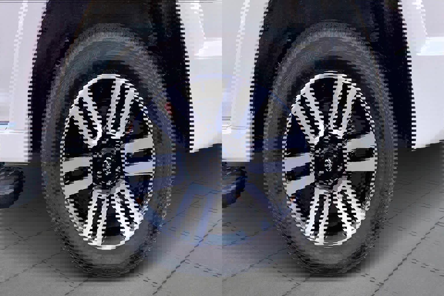 Used 2023 Toyota 4Runner Limited image 10