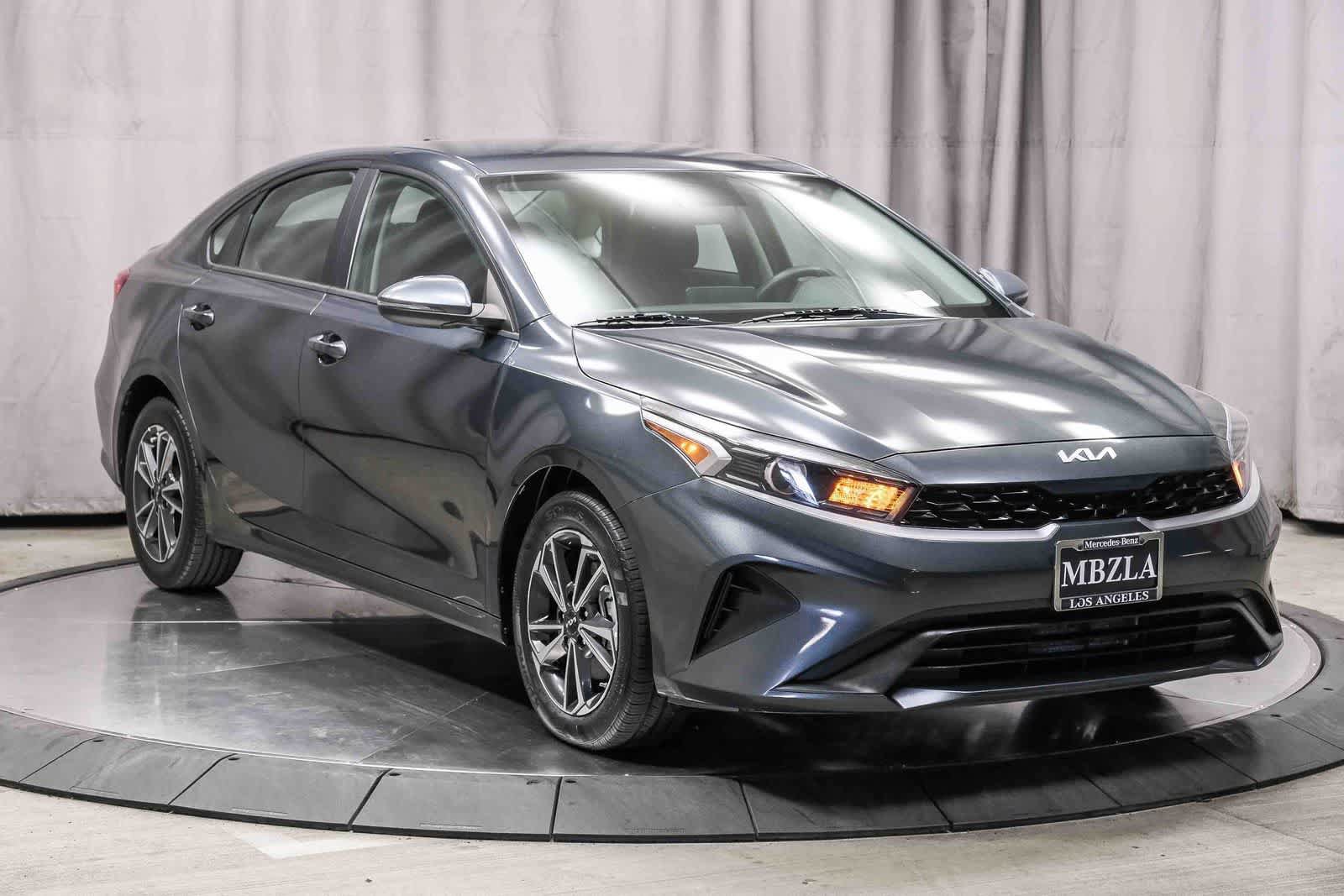 Used 2024 Kia Forte LXS w/ LXS Technology Package FWD image 5