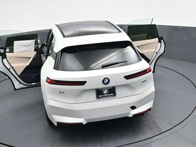 New 2026 BMW iX xDrive60 image 40