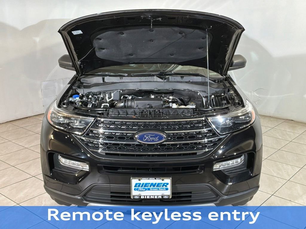 Used 2022 Ford Explorer XLT w/ Equipment Group 202A image 16