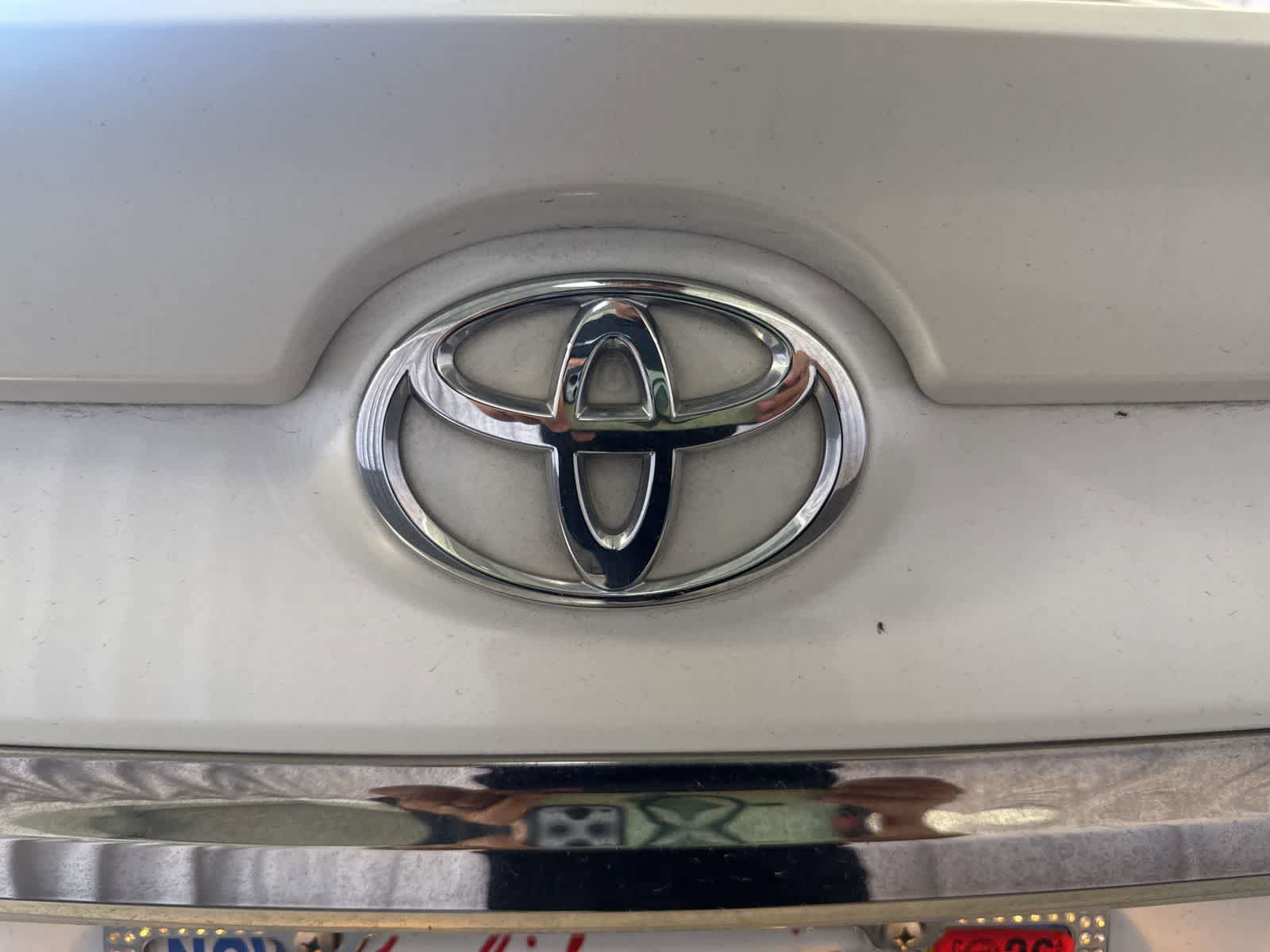 Used 2017 Toyota Camry SE FWD image 14