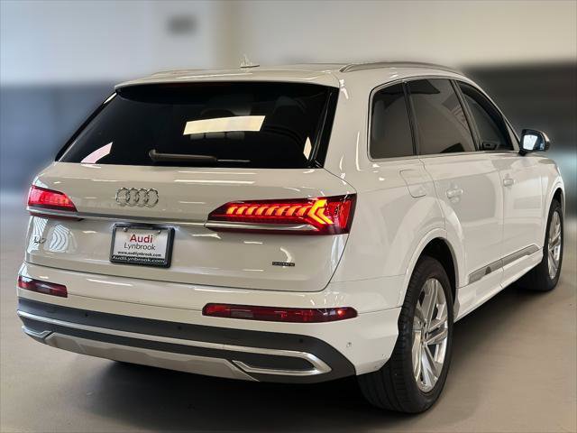 Used 2023 Audi Q7 3.0T Premium w/ Convenience Package image 4