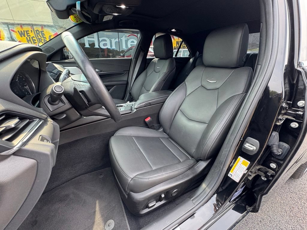 Used 2025 Cadillac CT4 Premium Luxury AWD/4WD image 27