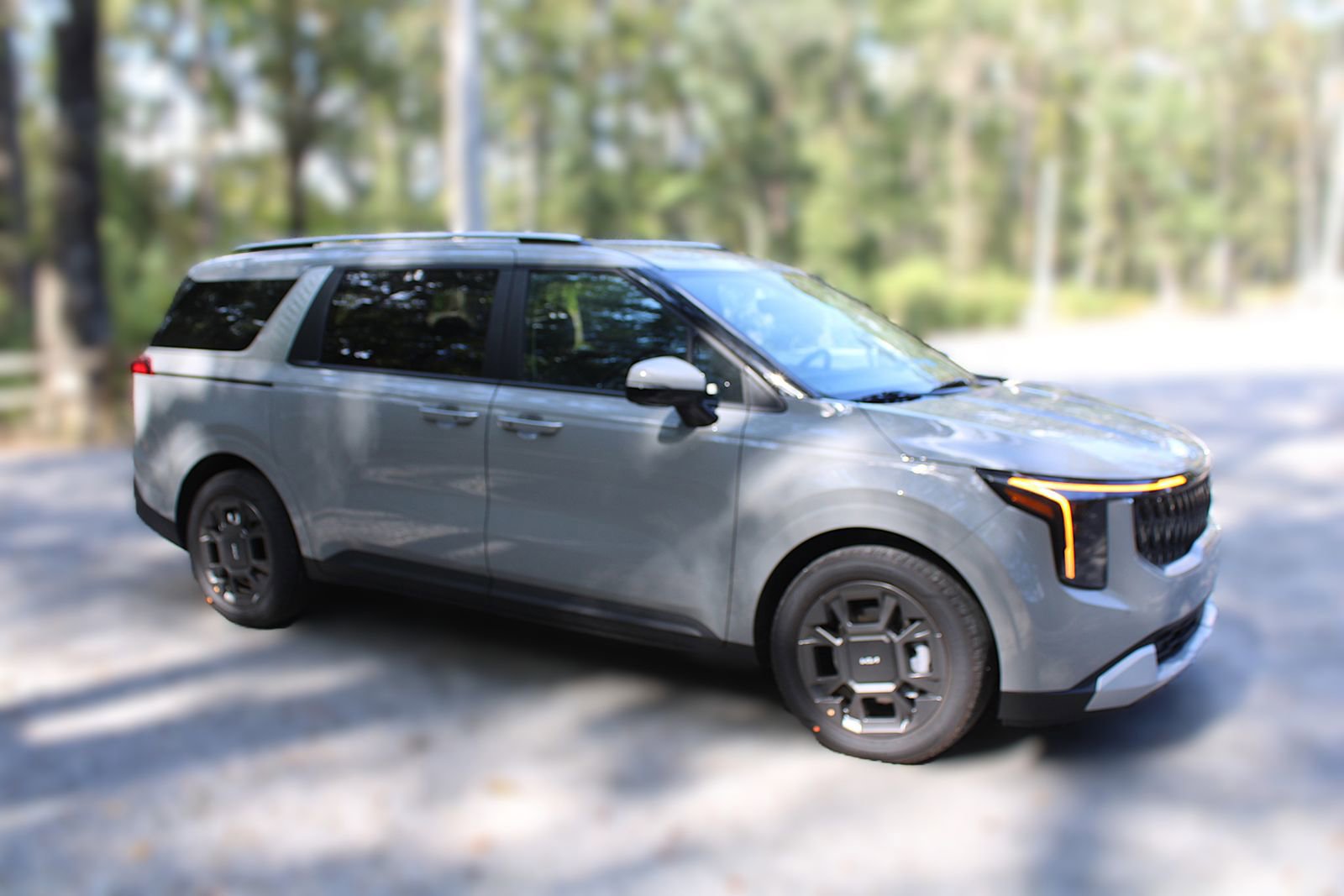 New 2026 Kia Carnival EX image 22