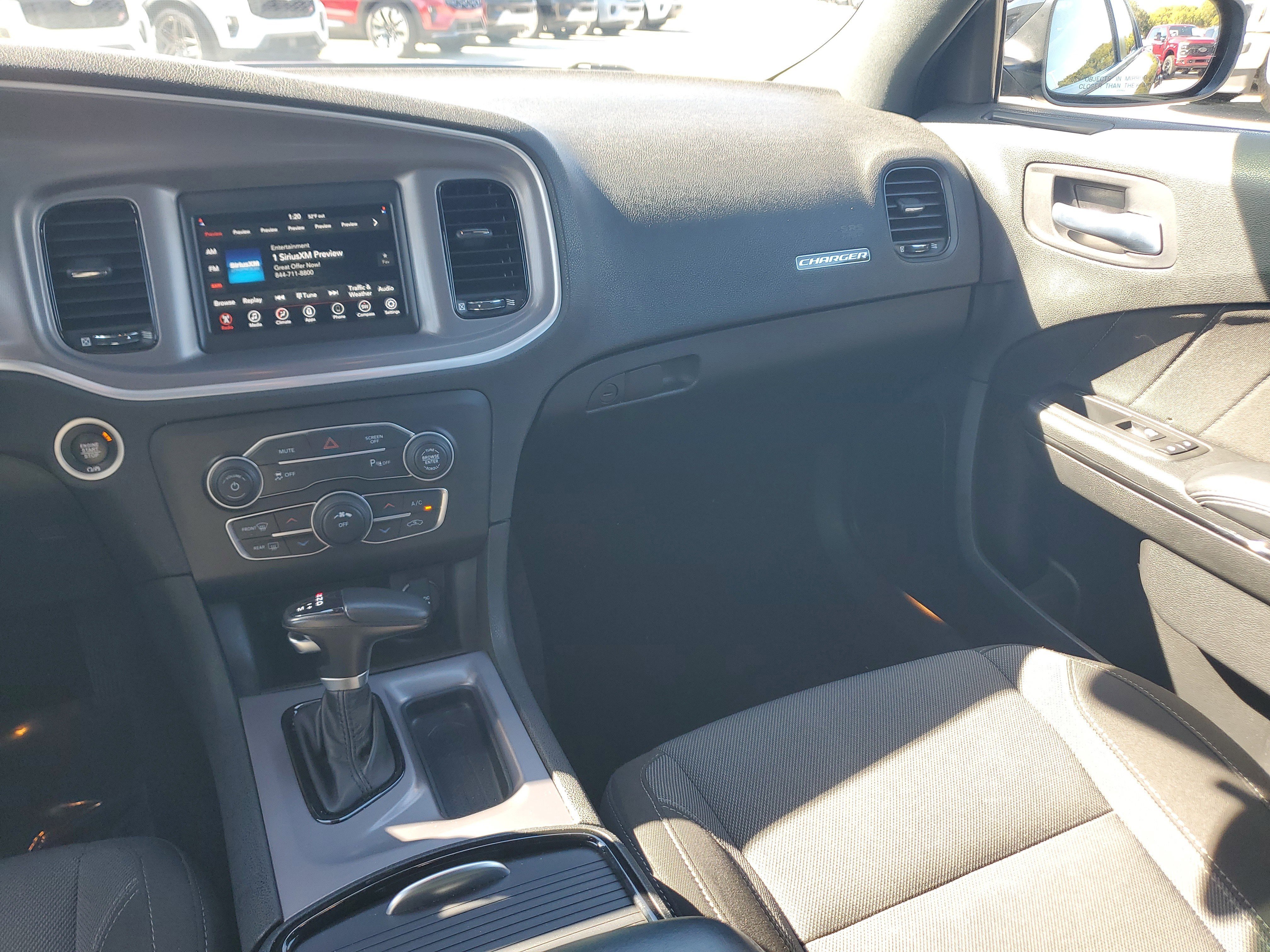 Used 2022 Dodge Charger SXT w/ Blacktop Package image 14