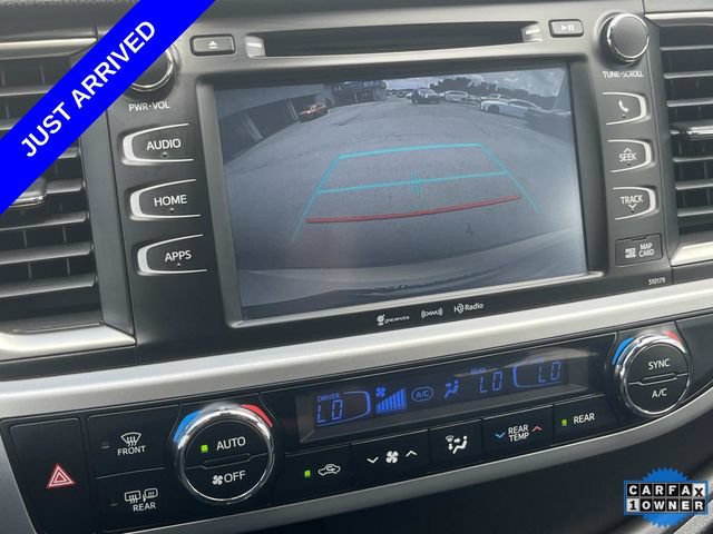 Used 2017 Toyota Highlander SE FWD image 32