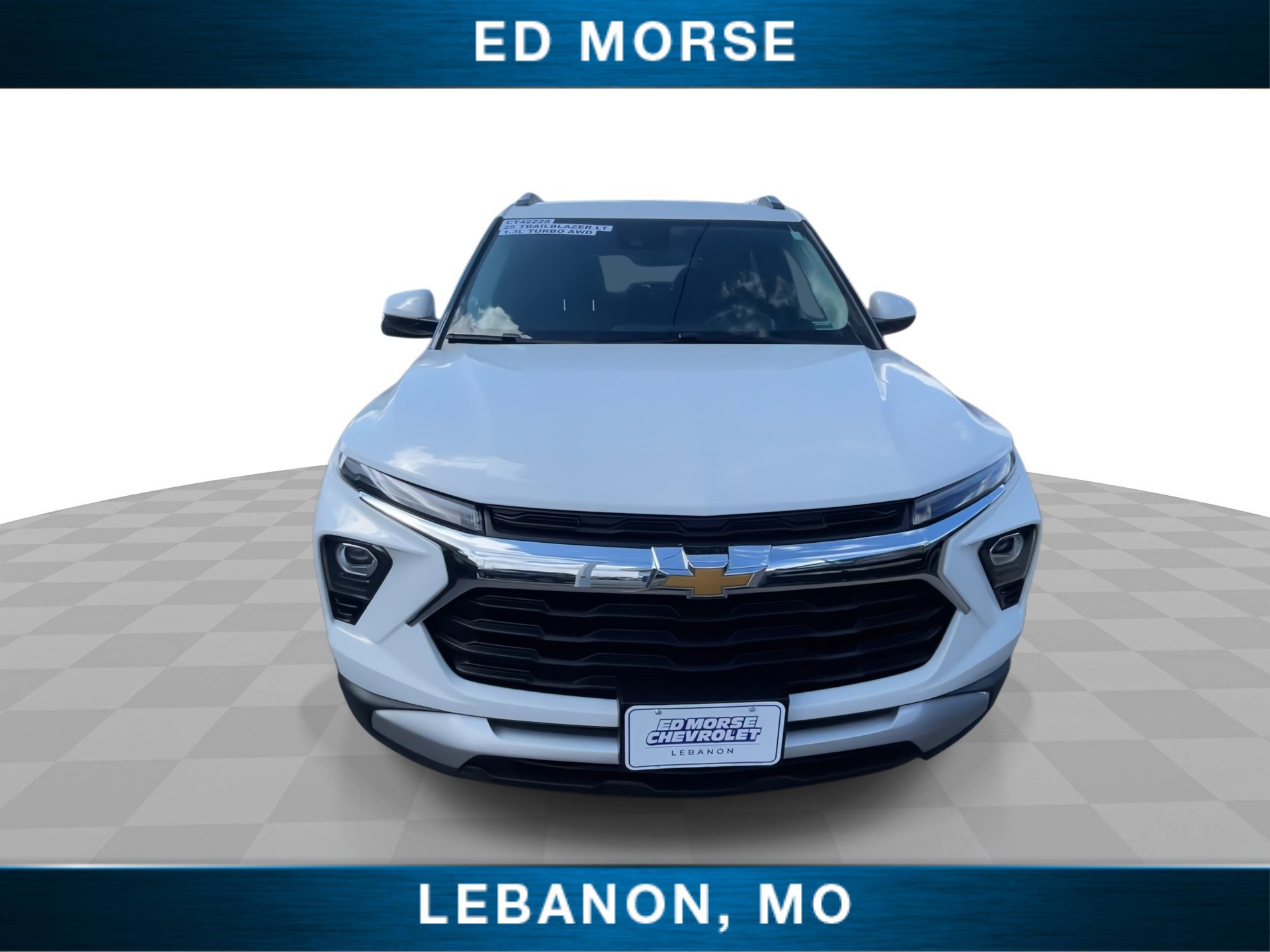 Used 2025 Chevrolet TrailBlazer LT AWD/4WD image 3