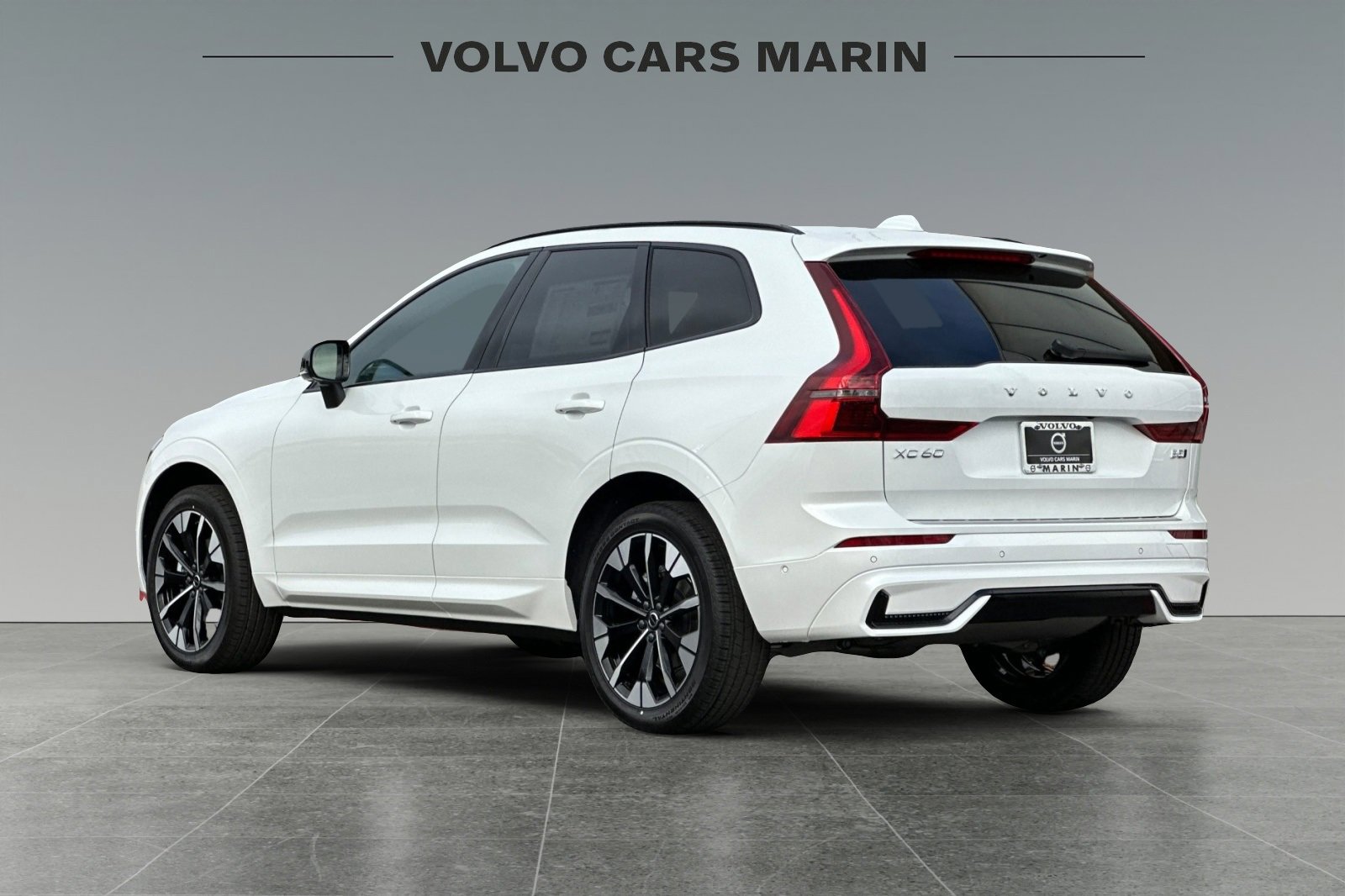 New 2026 Volvo XC60 B5 Plus w/ Protection Package Premier image 6
