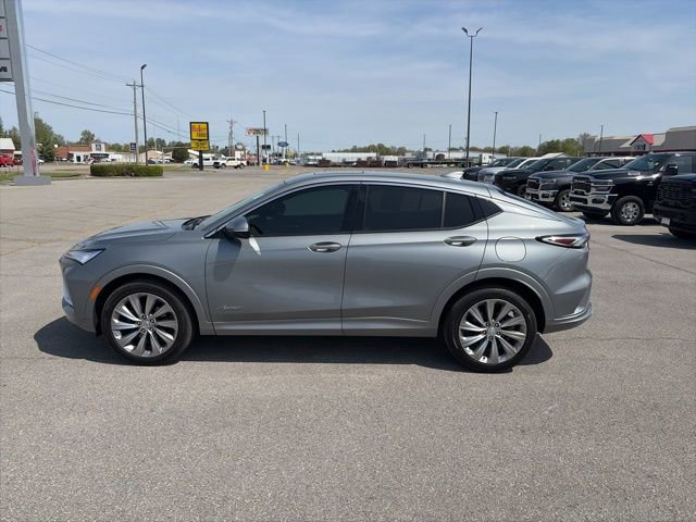 Used 2025 Buick Envista Avenir image 3