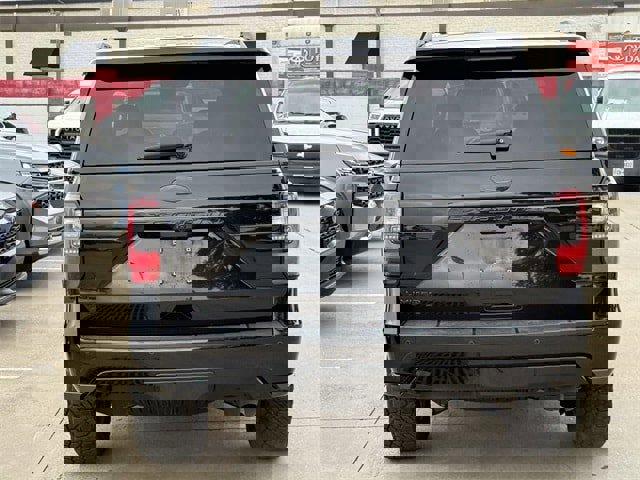 Used 2021 Ford Expedition Limited image 5